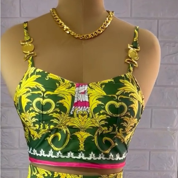 Versace Baroque Style Skirt Set!!! - Picture 5 of 10